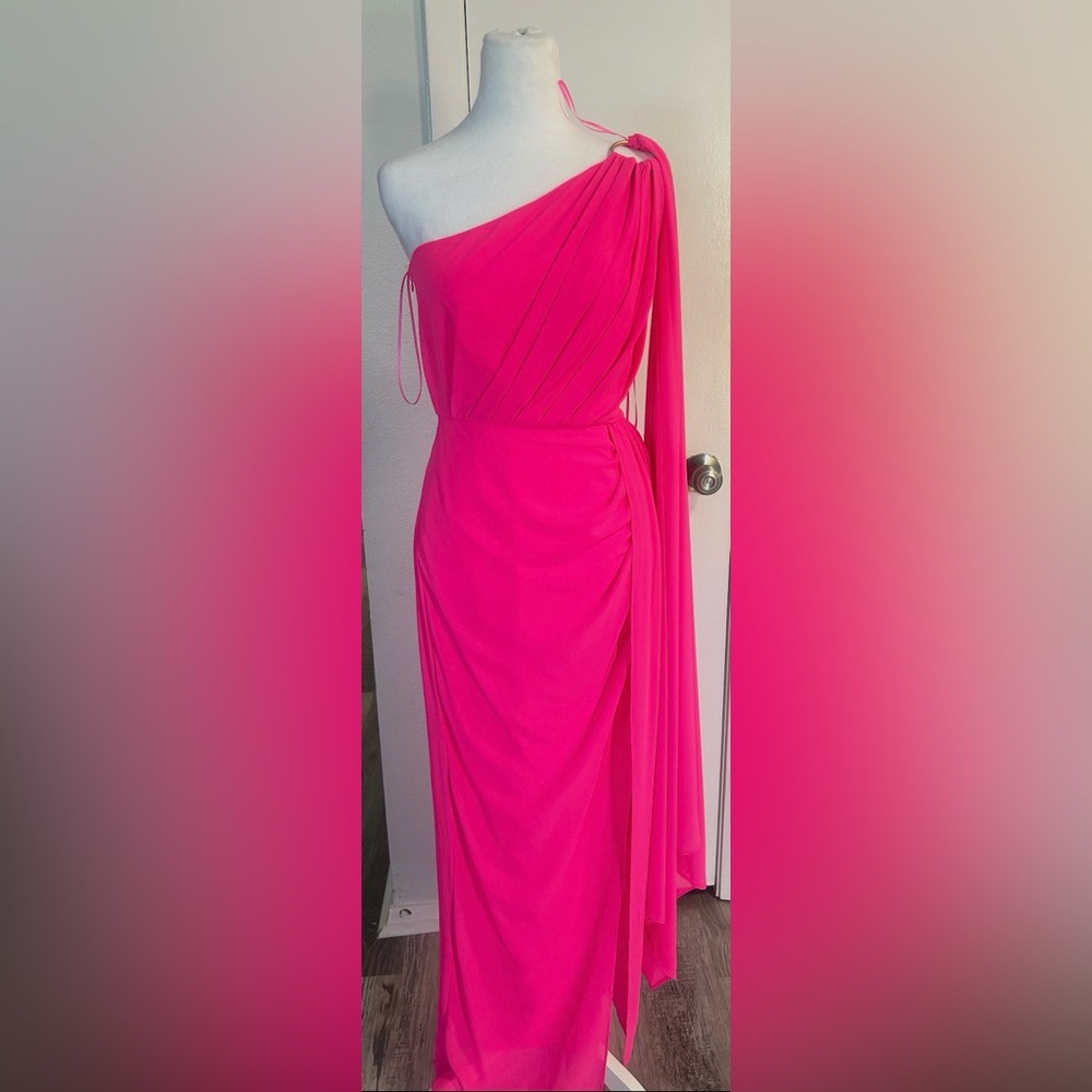 Elegant Fuchsia A-Line dress - Picture 2 of 3